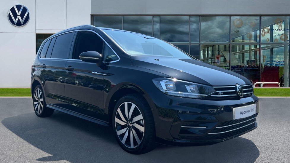 Main listing image - Volkswagen Touran