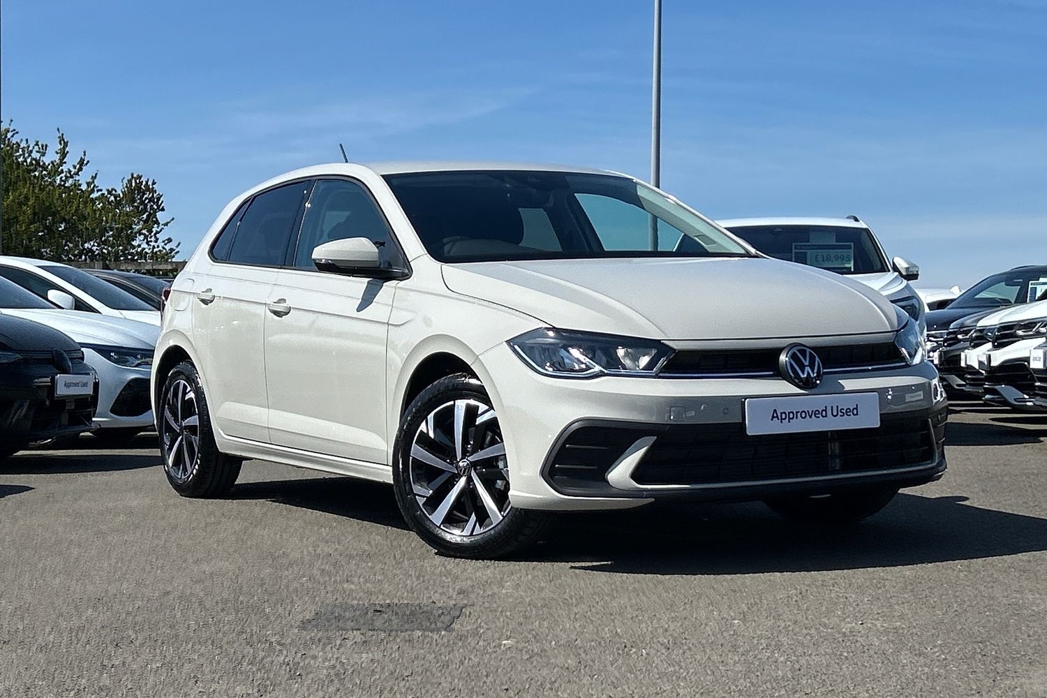 Main listing image - Volkswagen Polo