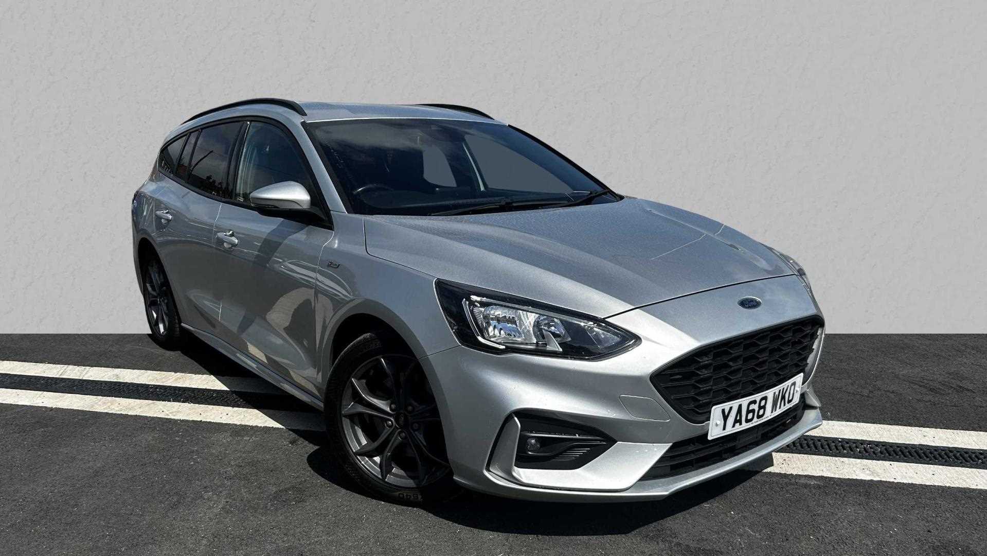 Main listing image - Ford Focus Estate