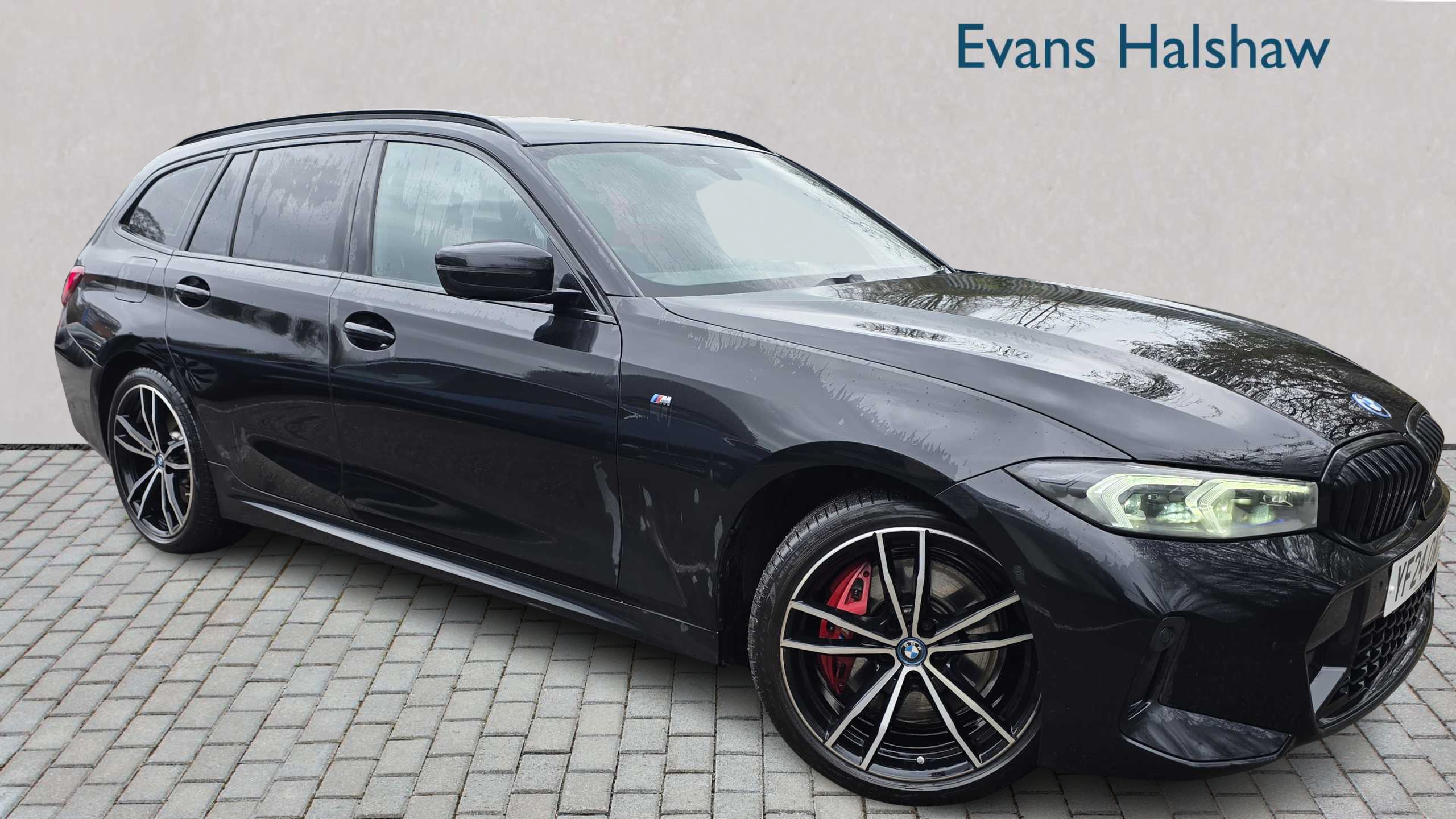 Main listing image - BMW 3 Series Touring