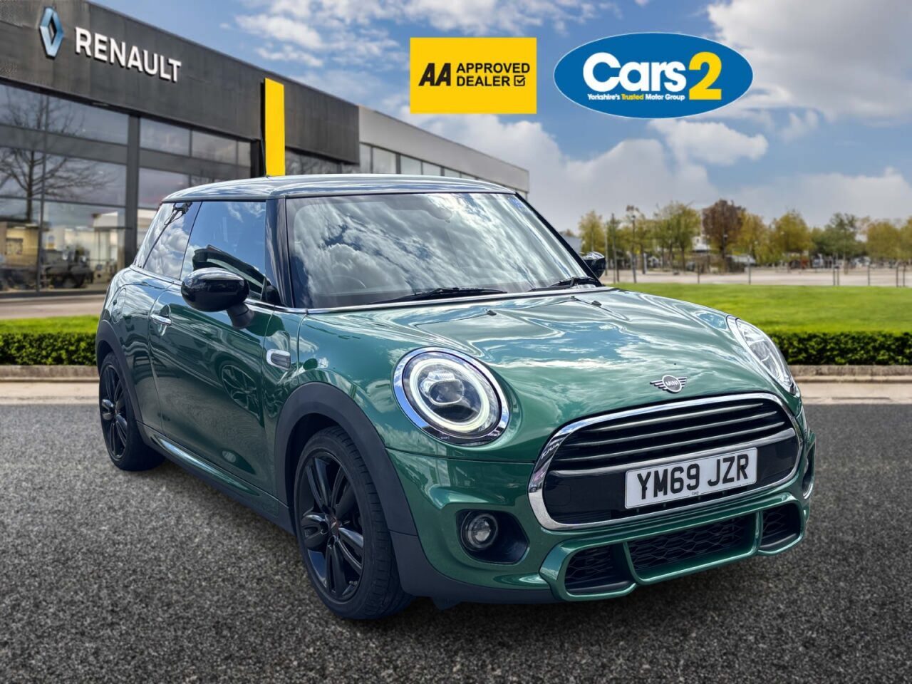 Main listing image - MINI Hatchback