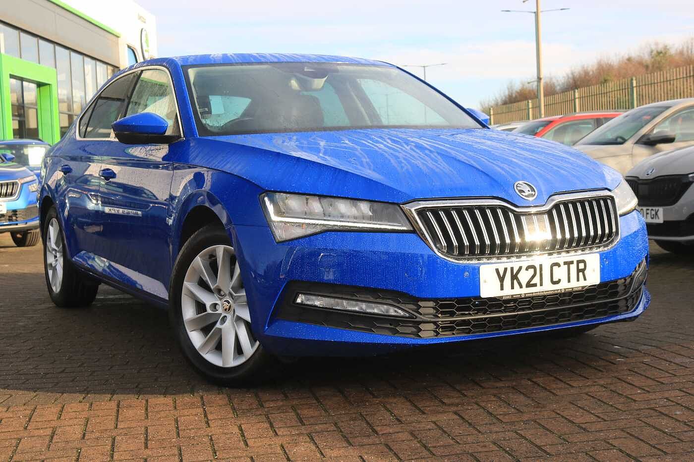 Main listing image - Skoda Superb