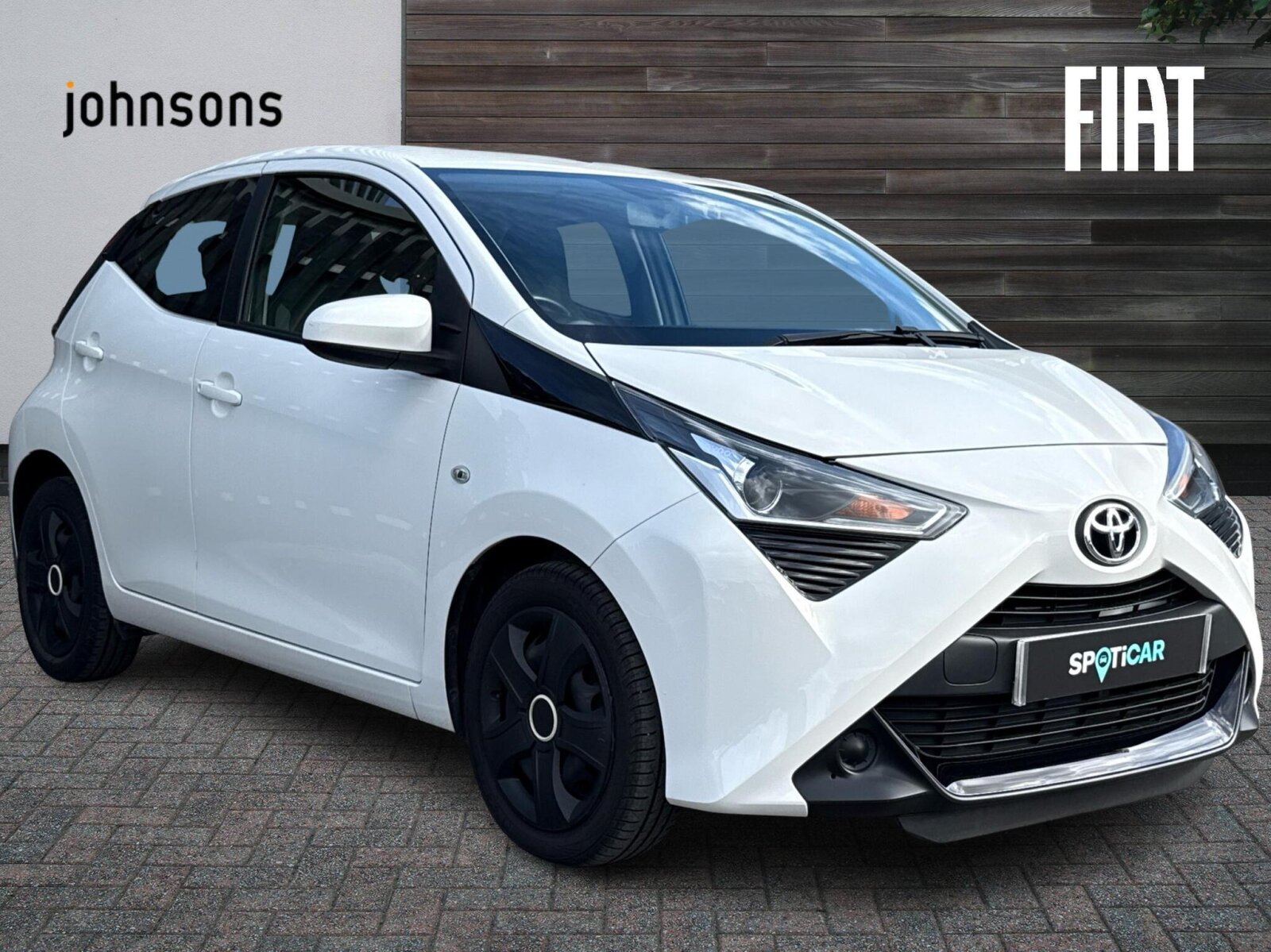 Main listing image - Toyota Aygo