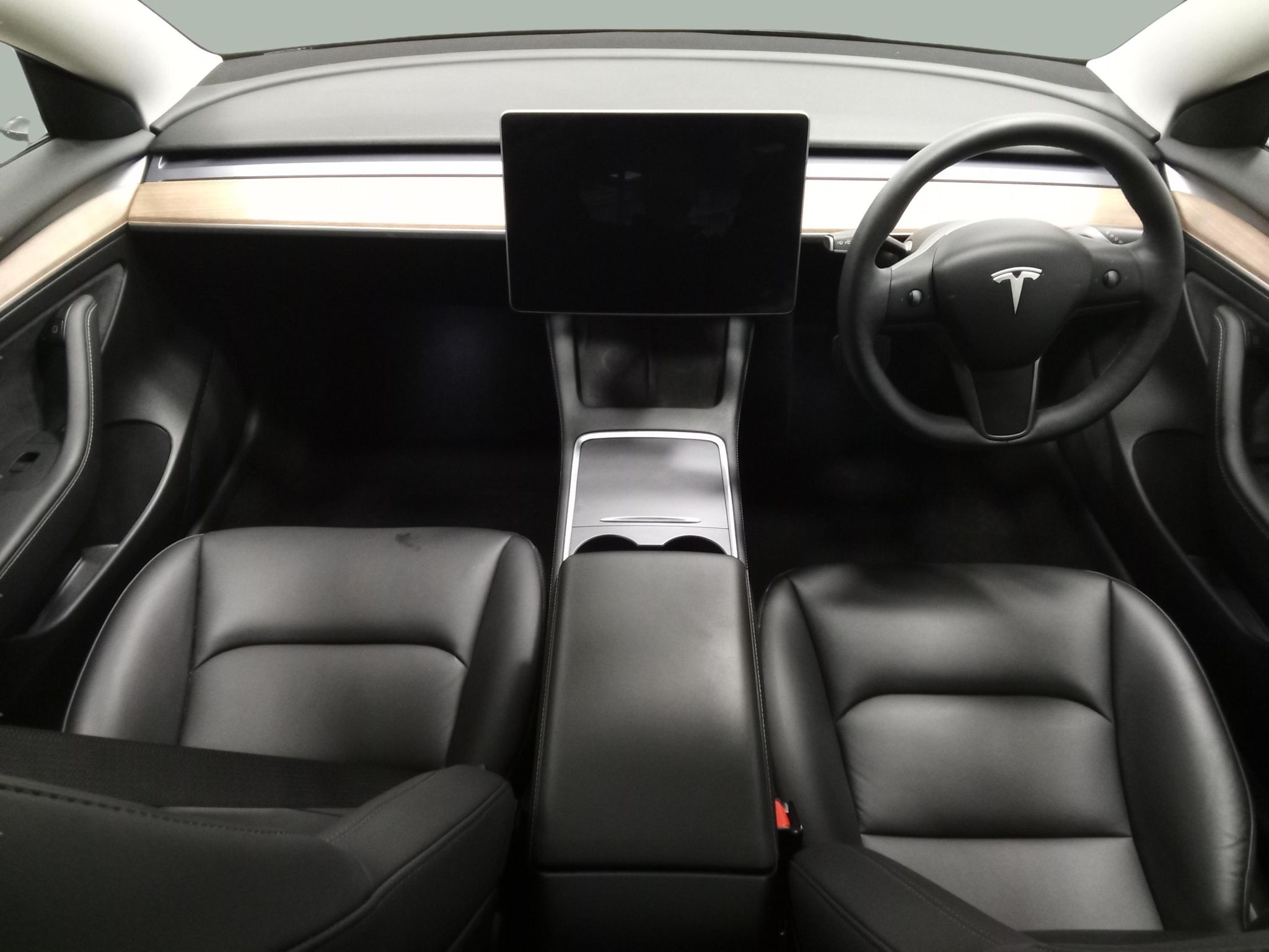 Main listing image - Tesla Model 3