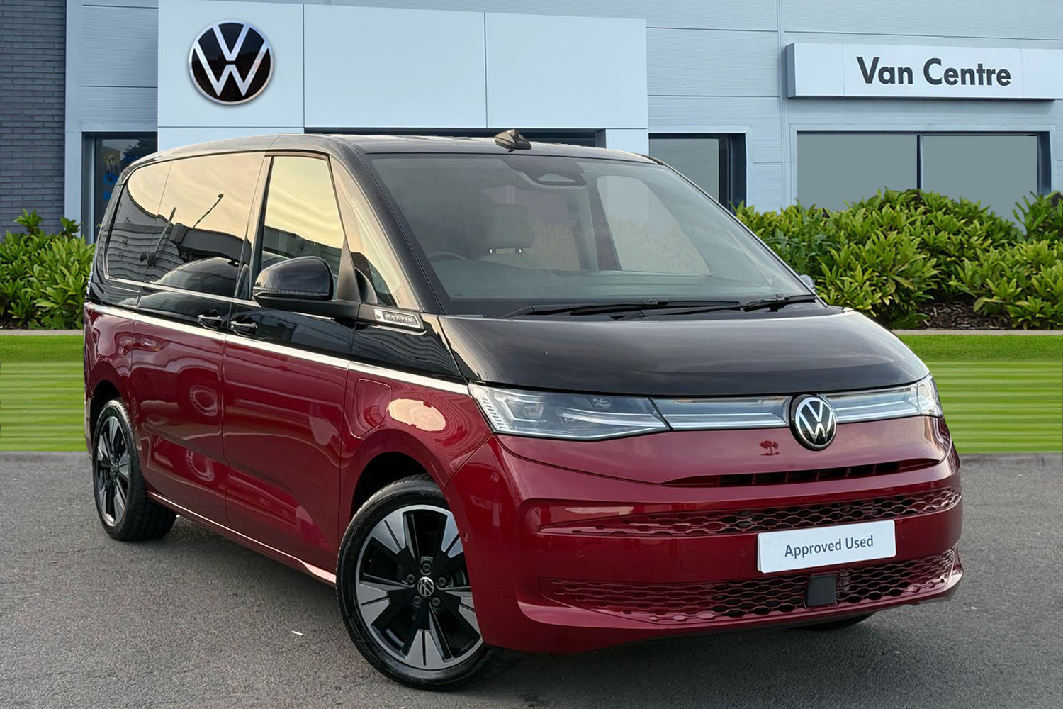 Main listing image - Volkswagen Multivan