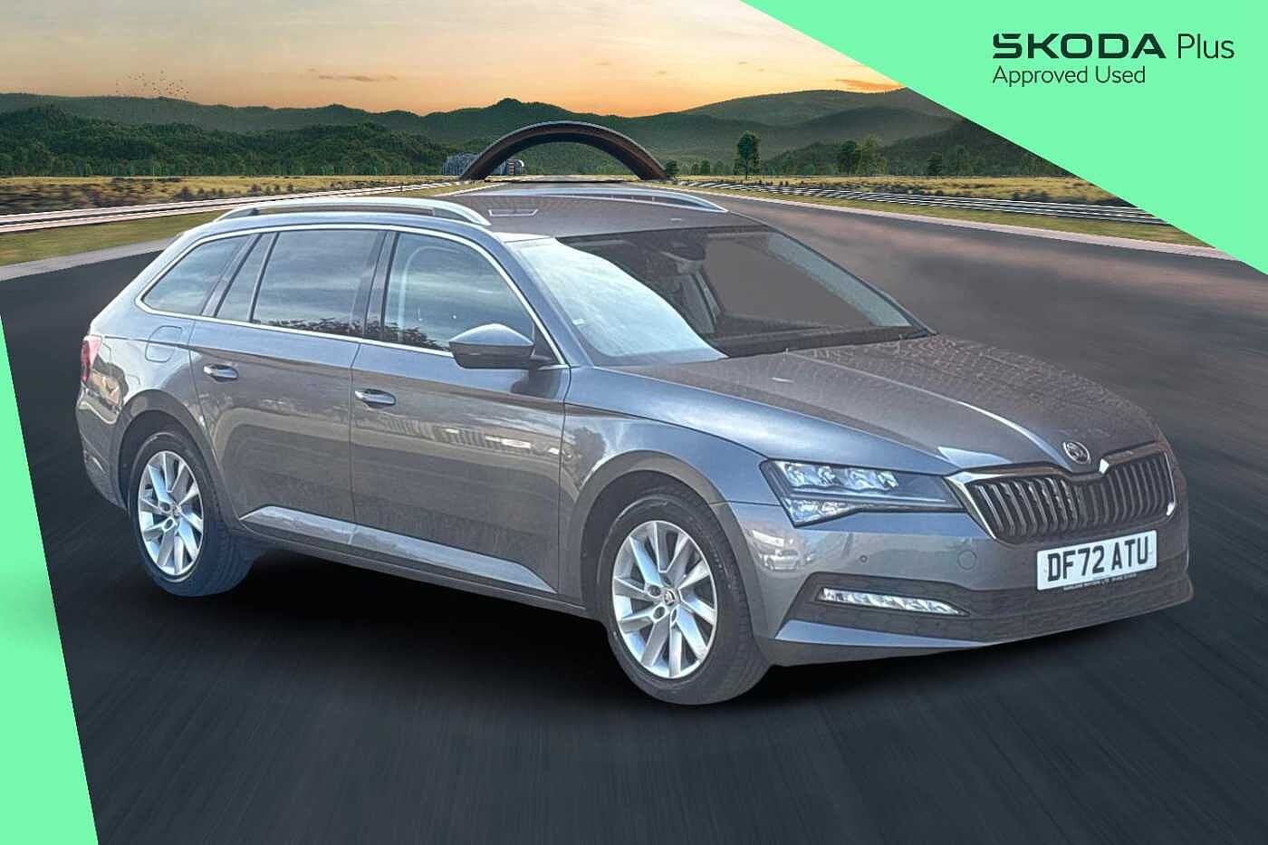 Main listing image - Skoda Superb Estate