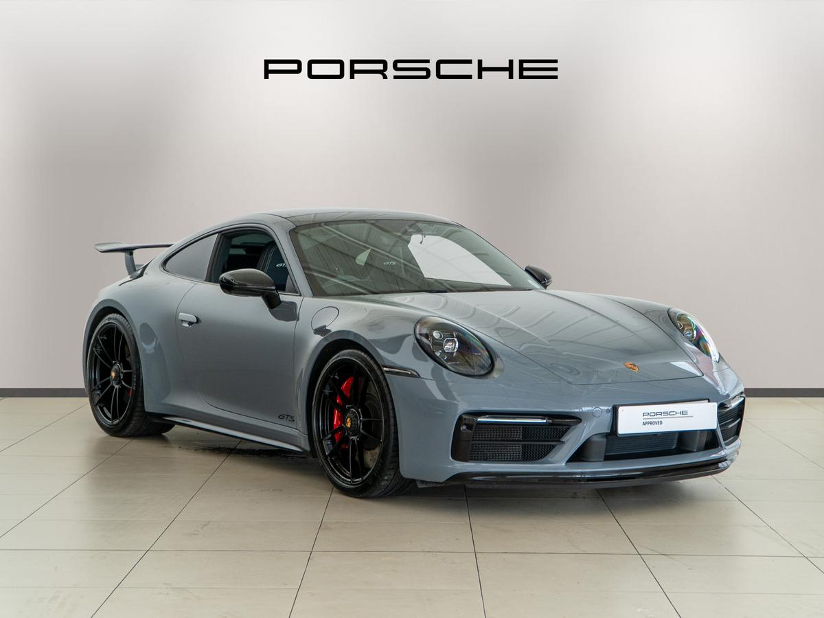 Main listing image - Porsche 911