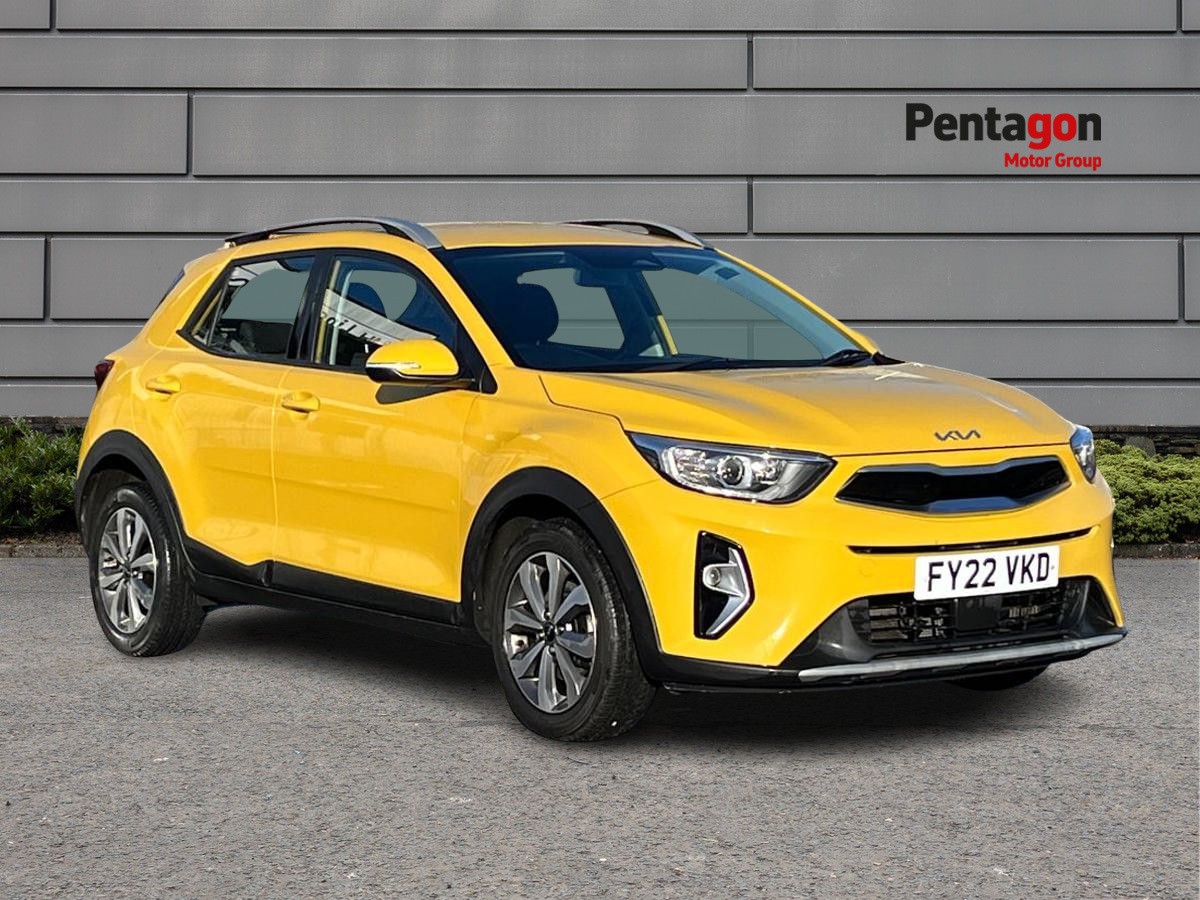 Main listing image - Kia Stonic