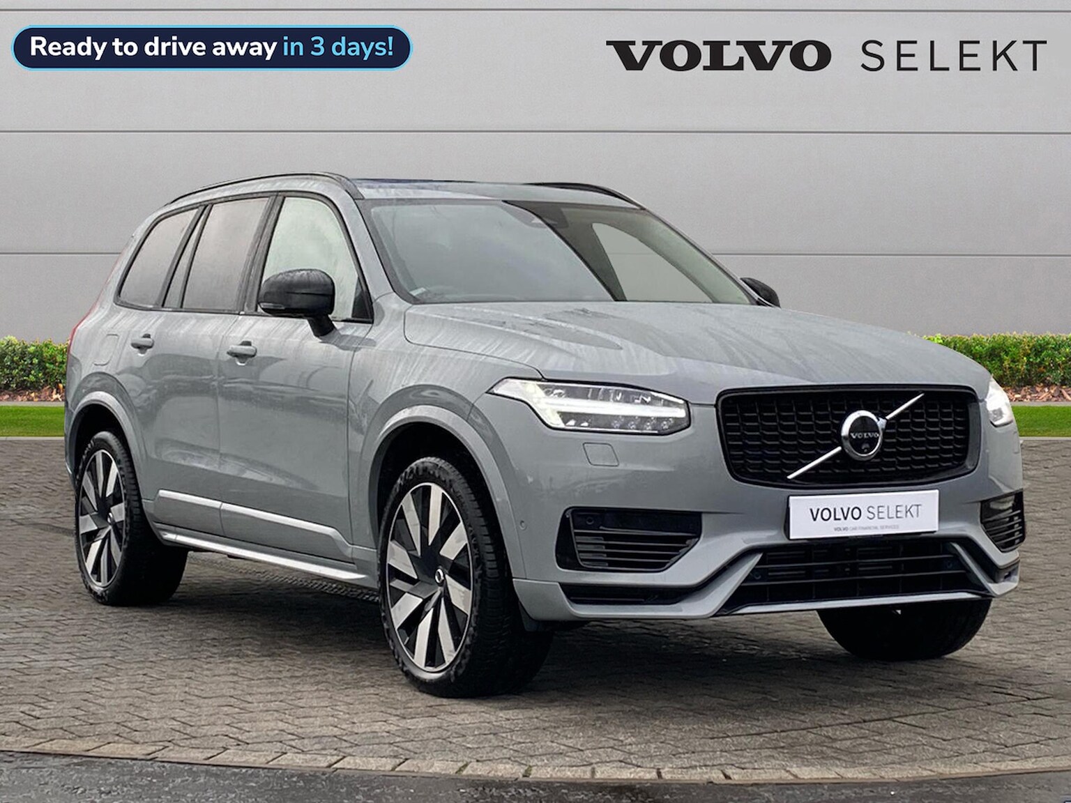 Main listing image - Volvo XC90