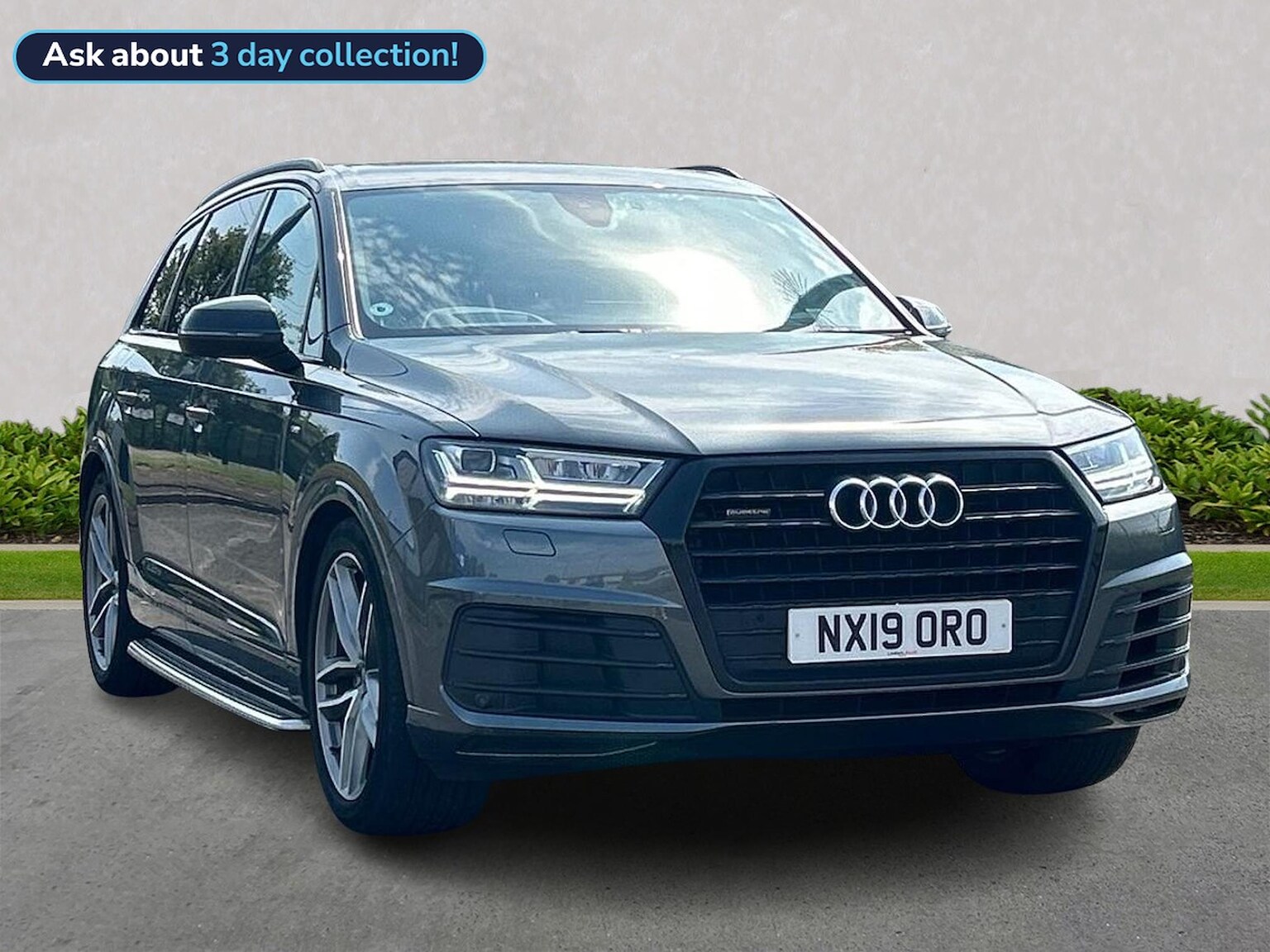 Main listing image - Audi Q7