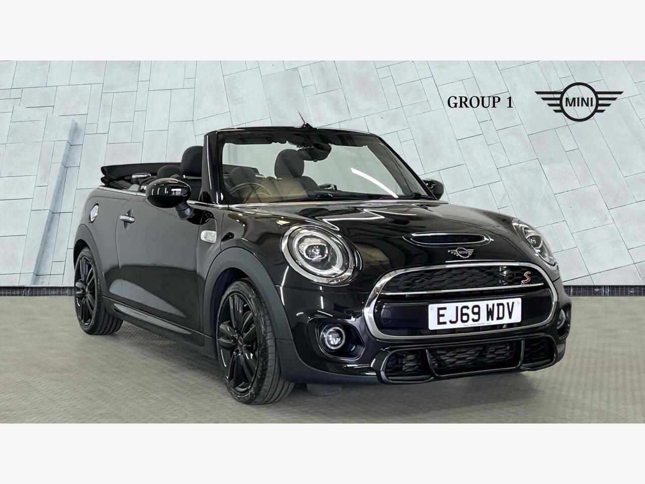 Main listing image - MINI Convertible