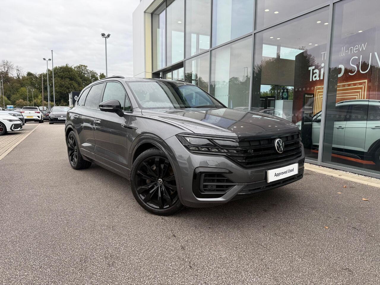 Main listing image - Volkswagen Touareg