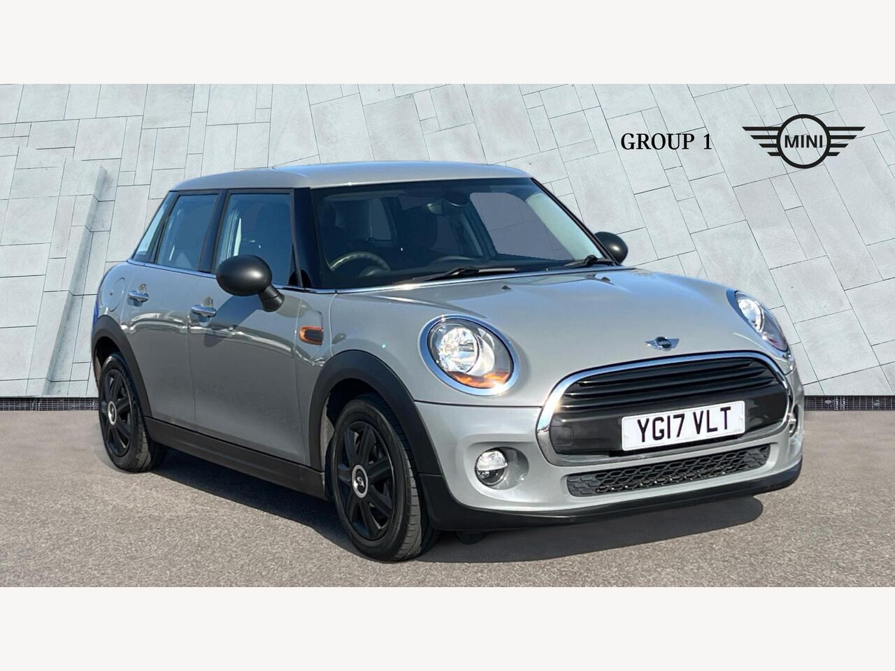 Main listing image - MINI Hatchback 5dr