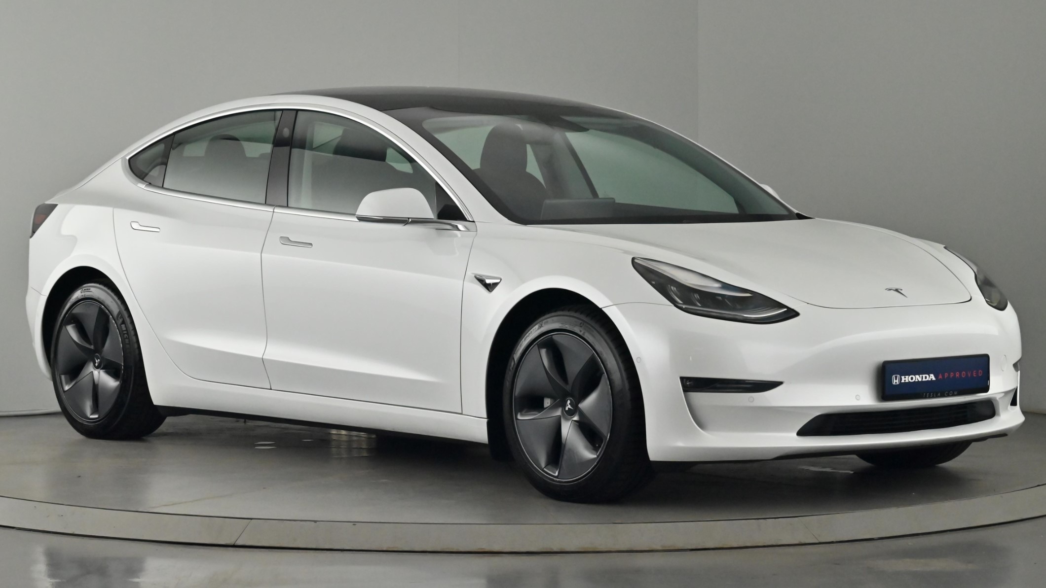 Main listing image - Tesla Model 3