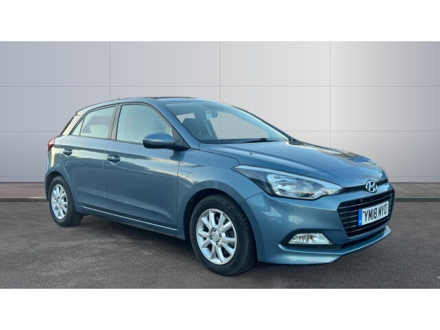 Main listing image - Hyundai i20