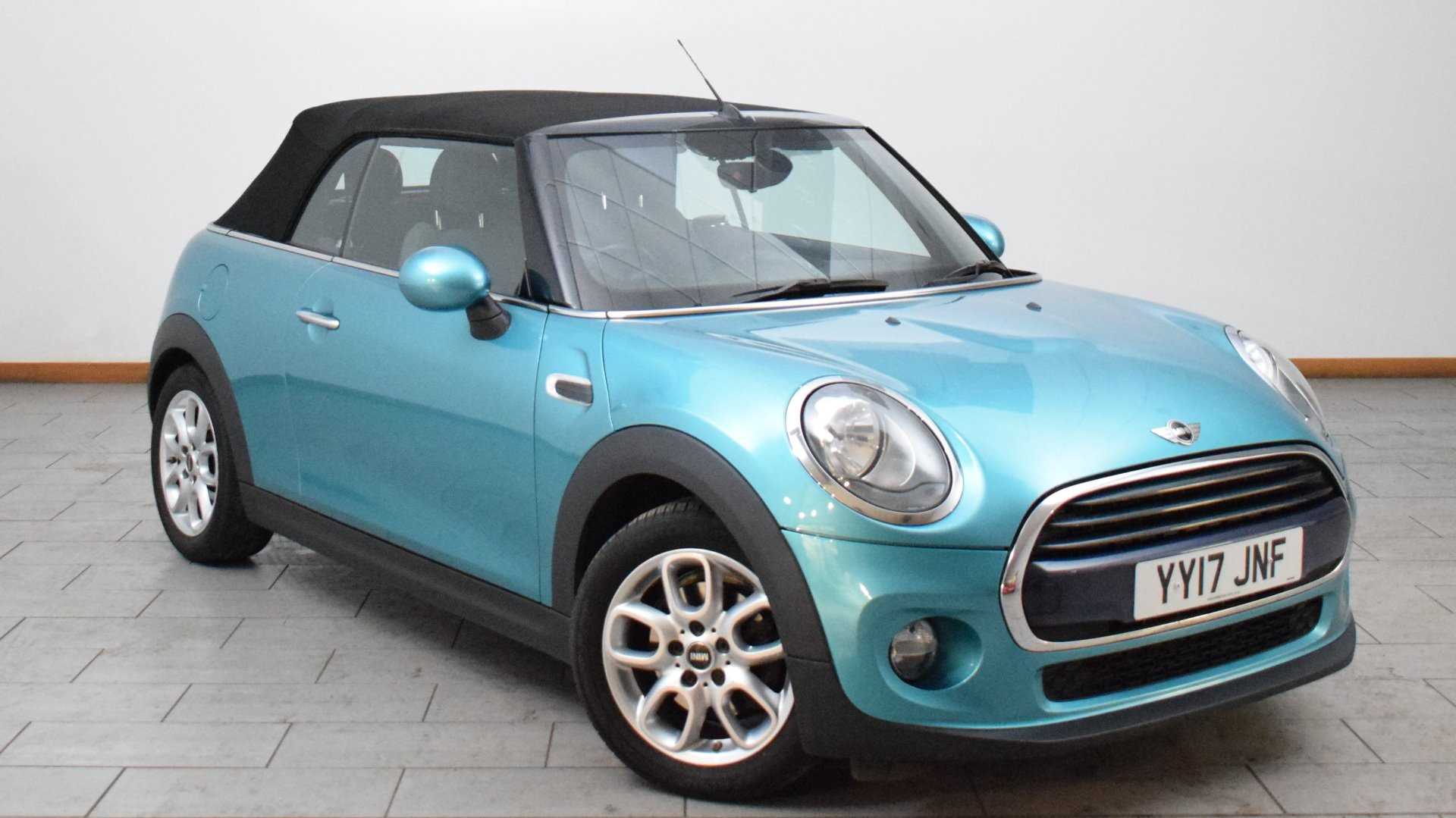 Main listing image - MINI Convertible