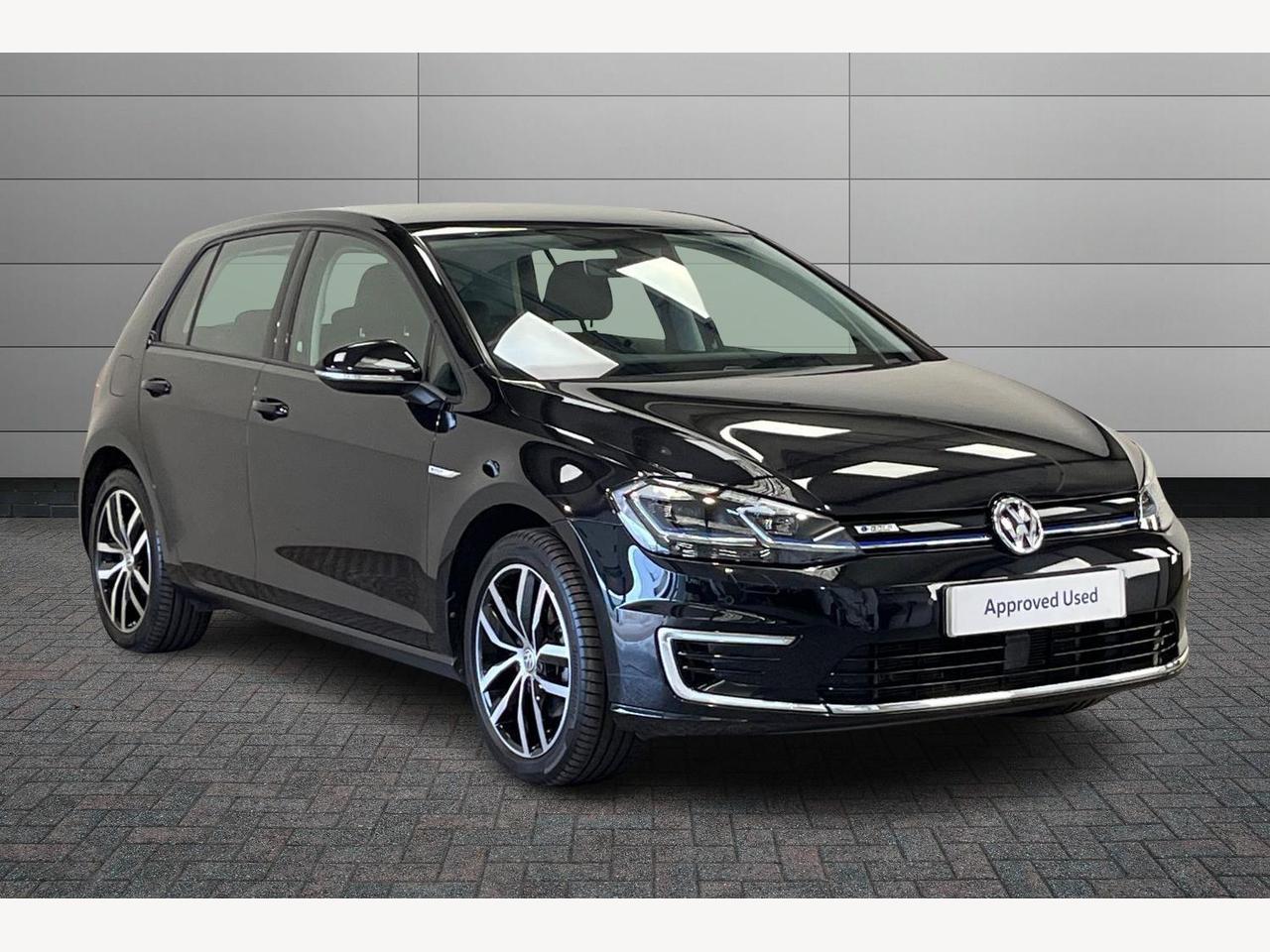 Main listing image - Volkswagen e-Golf