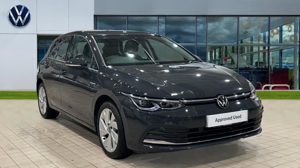 Main listing image - Volkswagen Golf