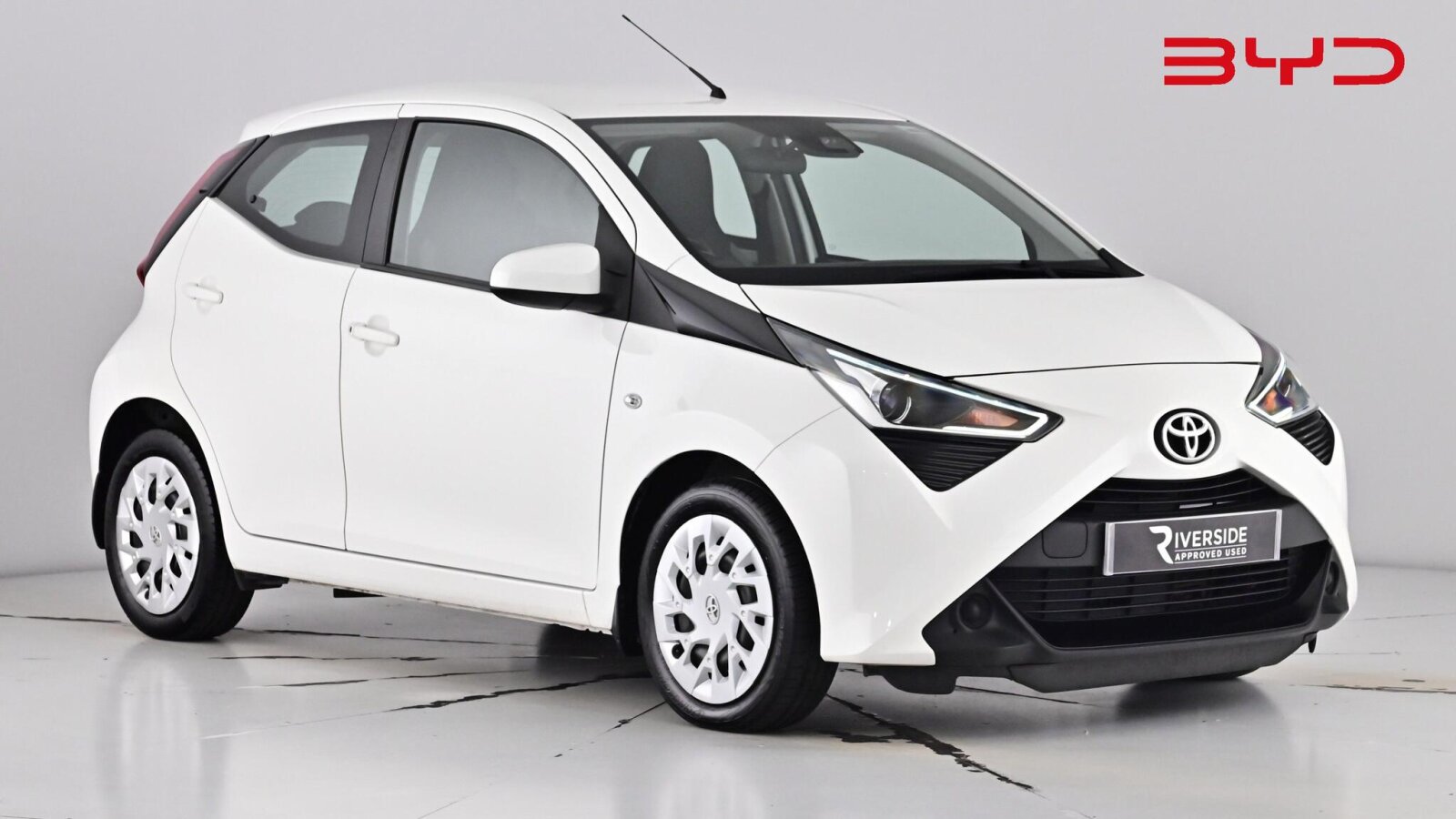 Main listing image - Toyota Aygo