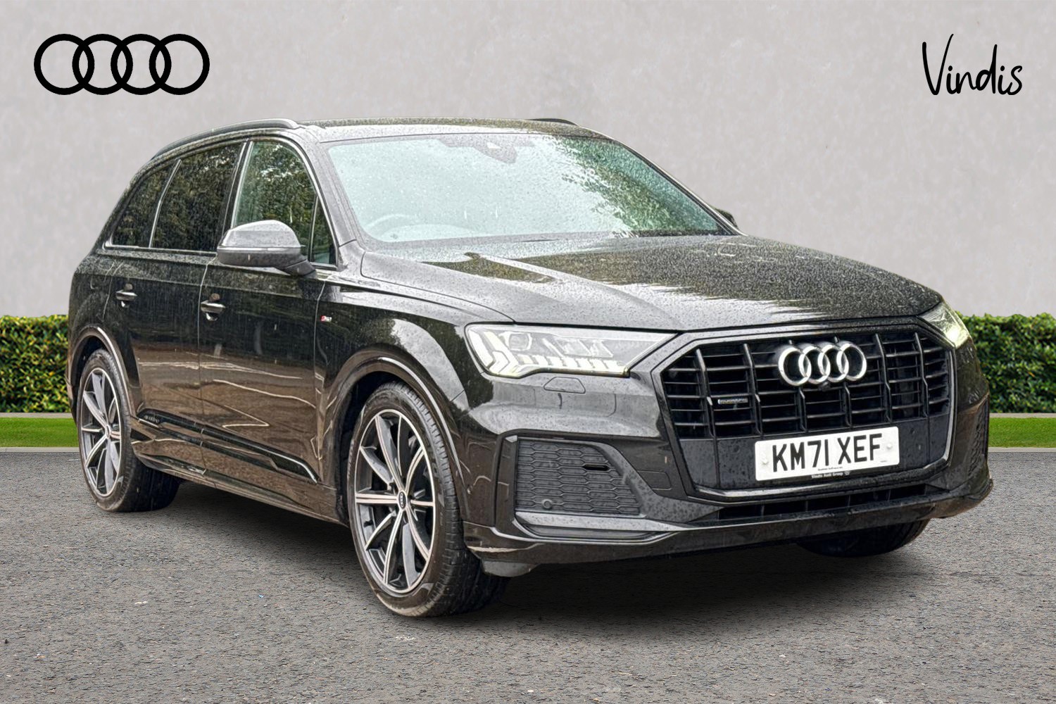 Main listing image - Audi Q7