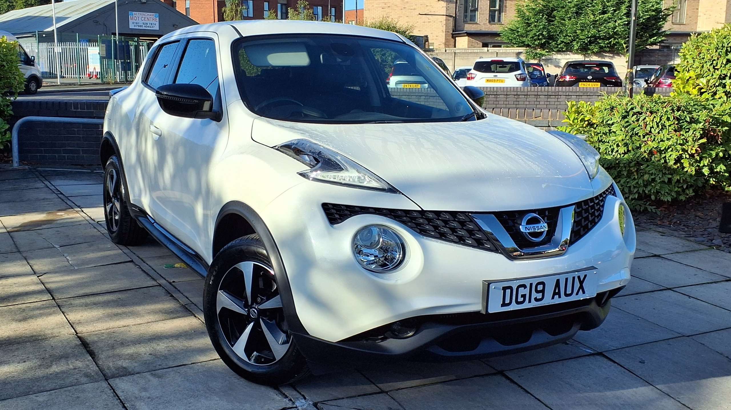 Main listing image - Nissan Juke