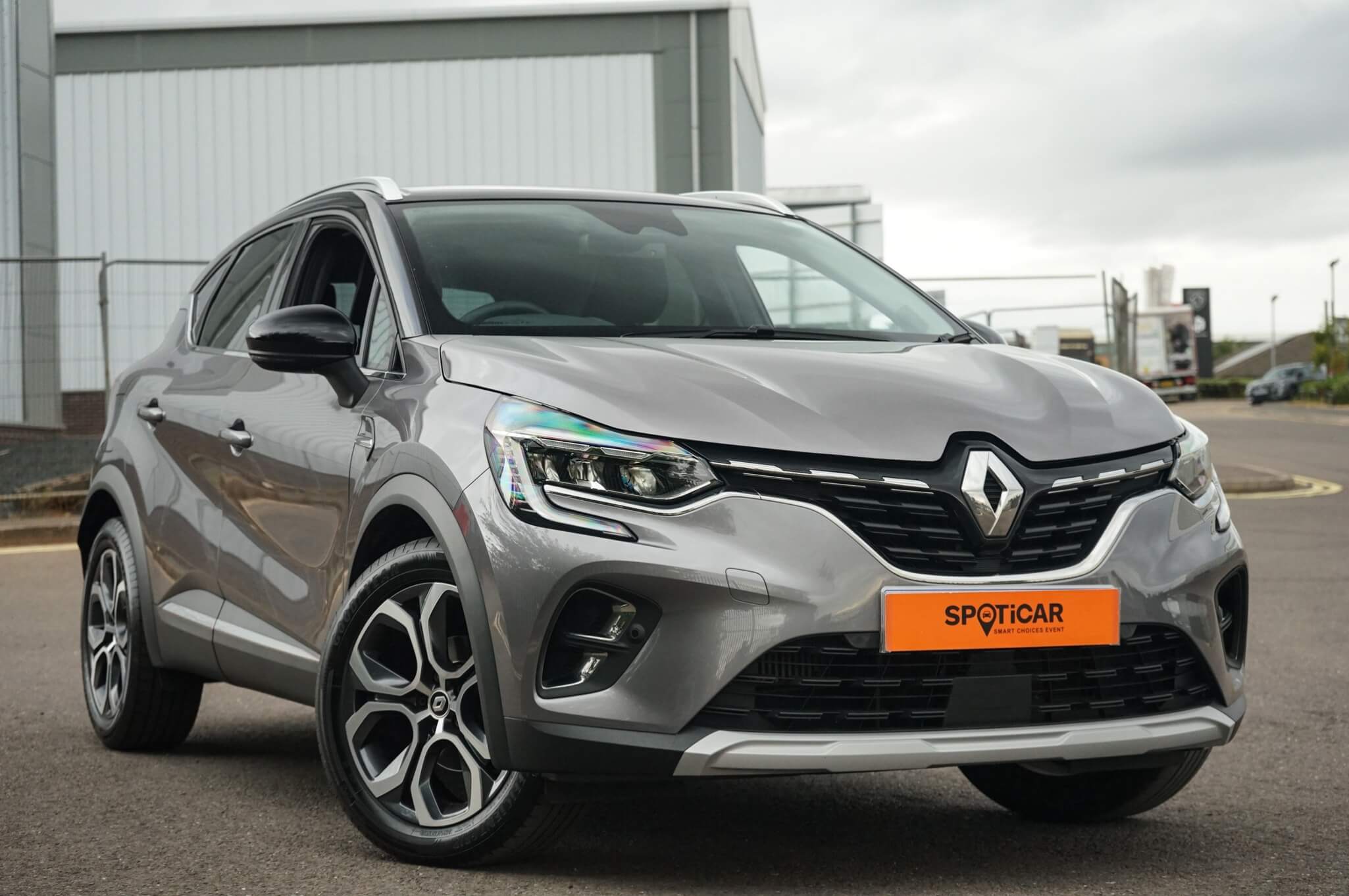 Main listing image - Renault Captur