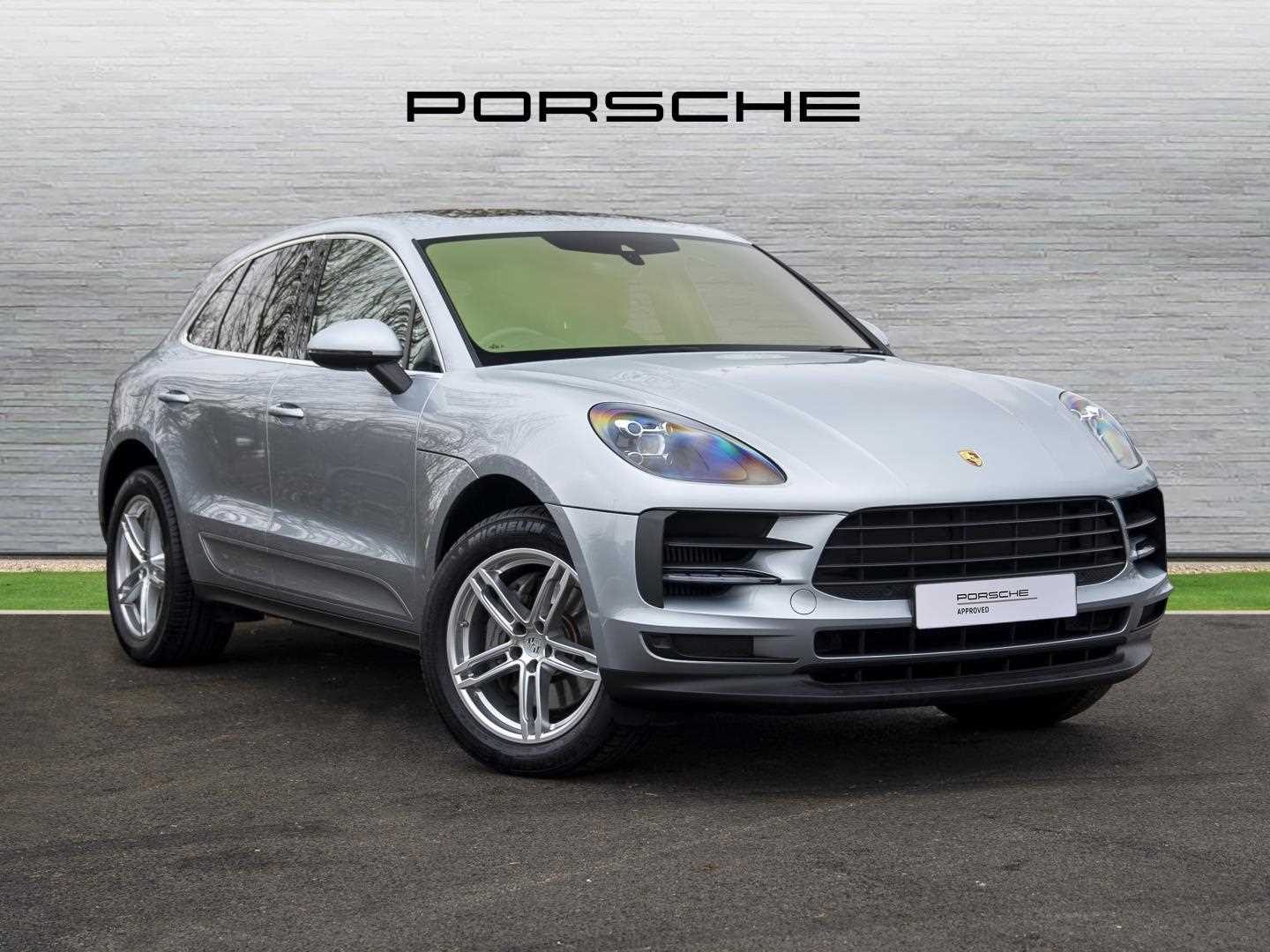 Main listing image - Porsche Macan