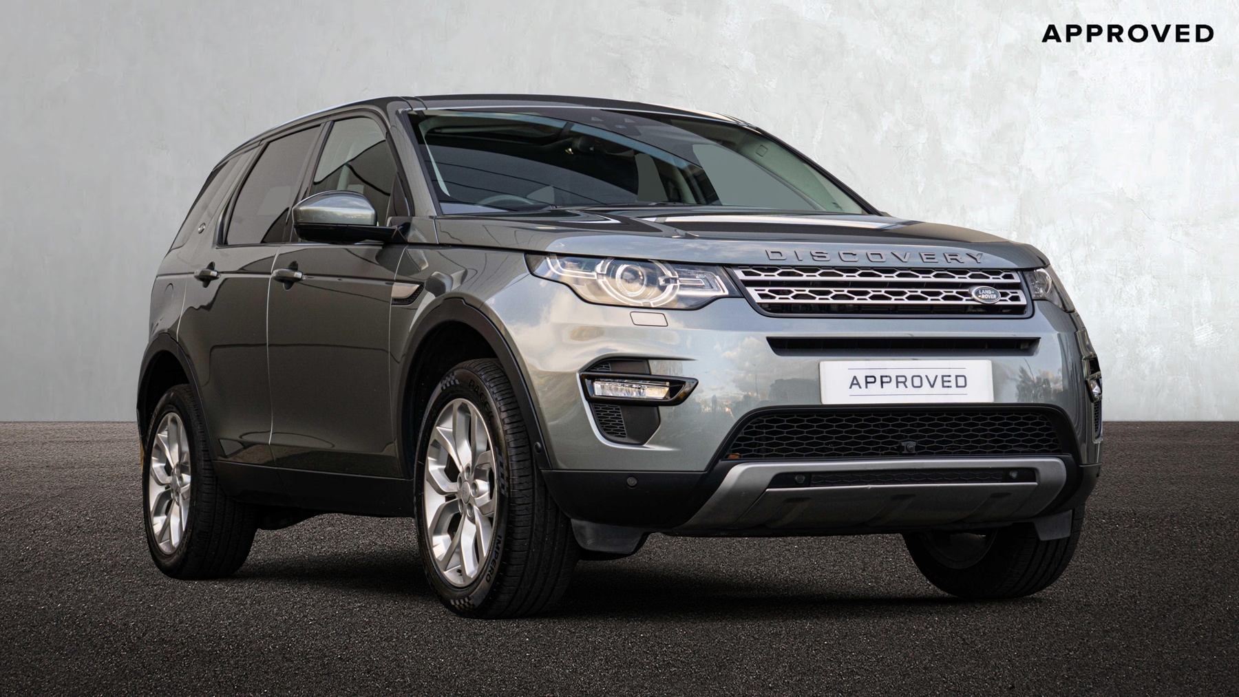 Main listing image - Land Rover Discovery Sport