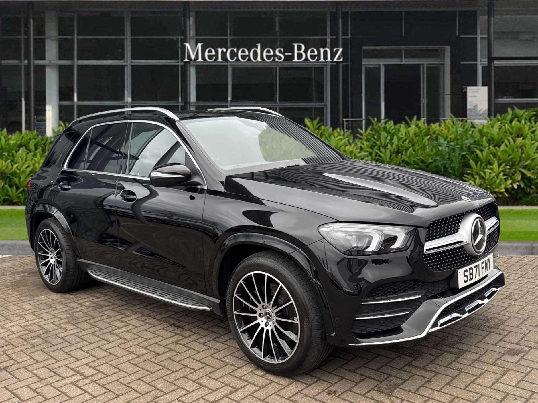 Main listing image - Mercedes-Benz GLE