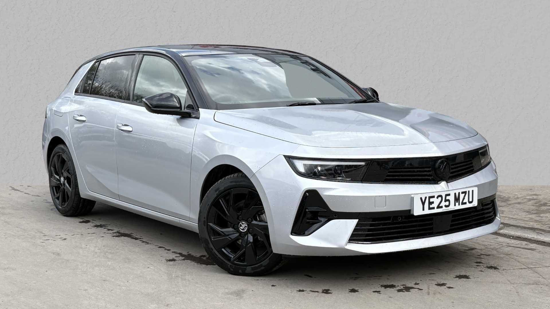 Main listing image - Vauxhall Astra