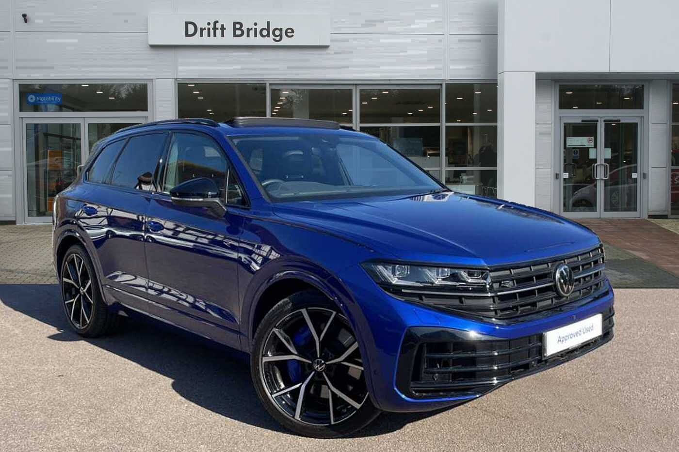 Main listing image - Volkswagen Touareg