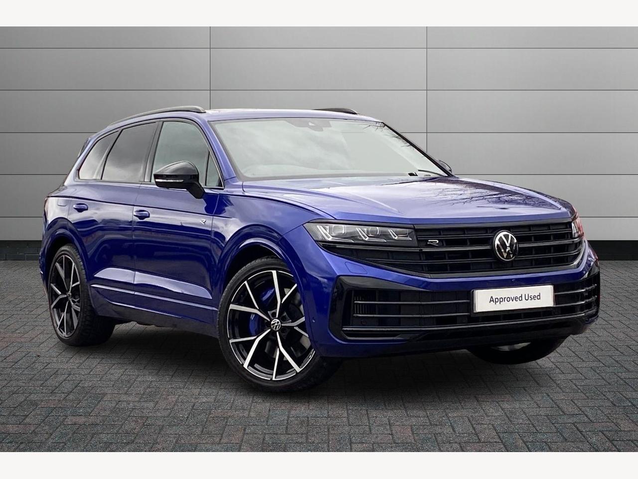 Main listing image - Volkswagen Touareg