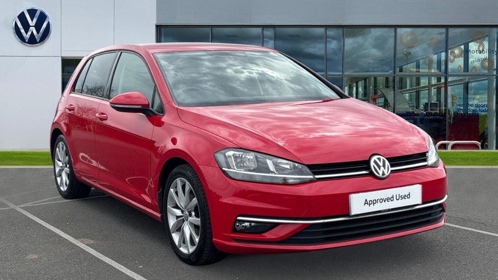 Main listing image - Volkswagen Golf