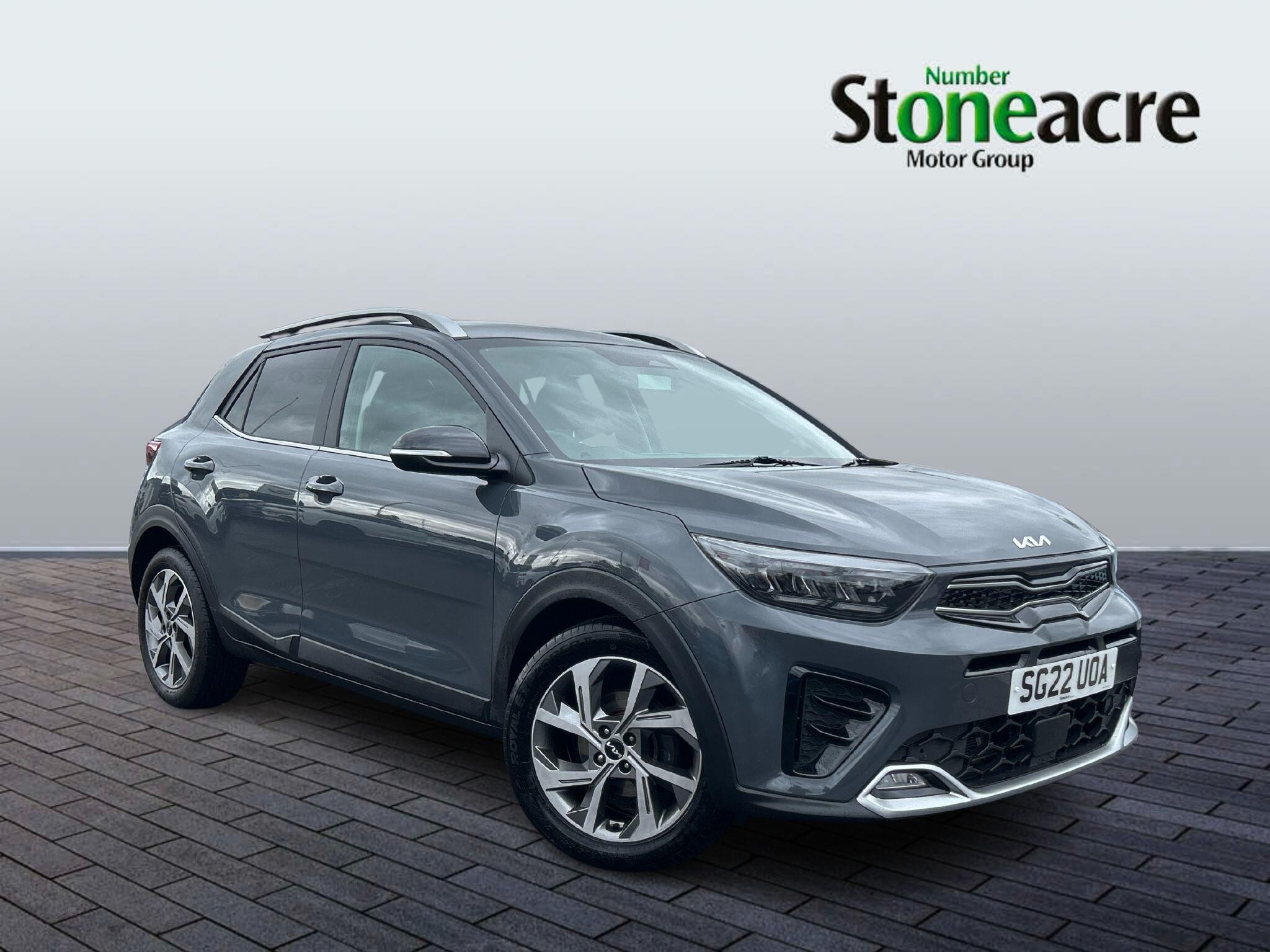 Main listing image - Kia Stonic