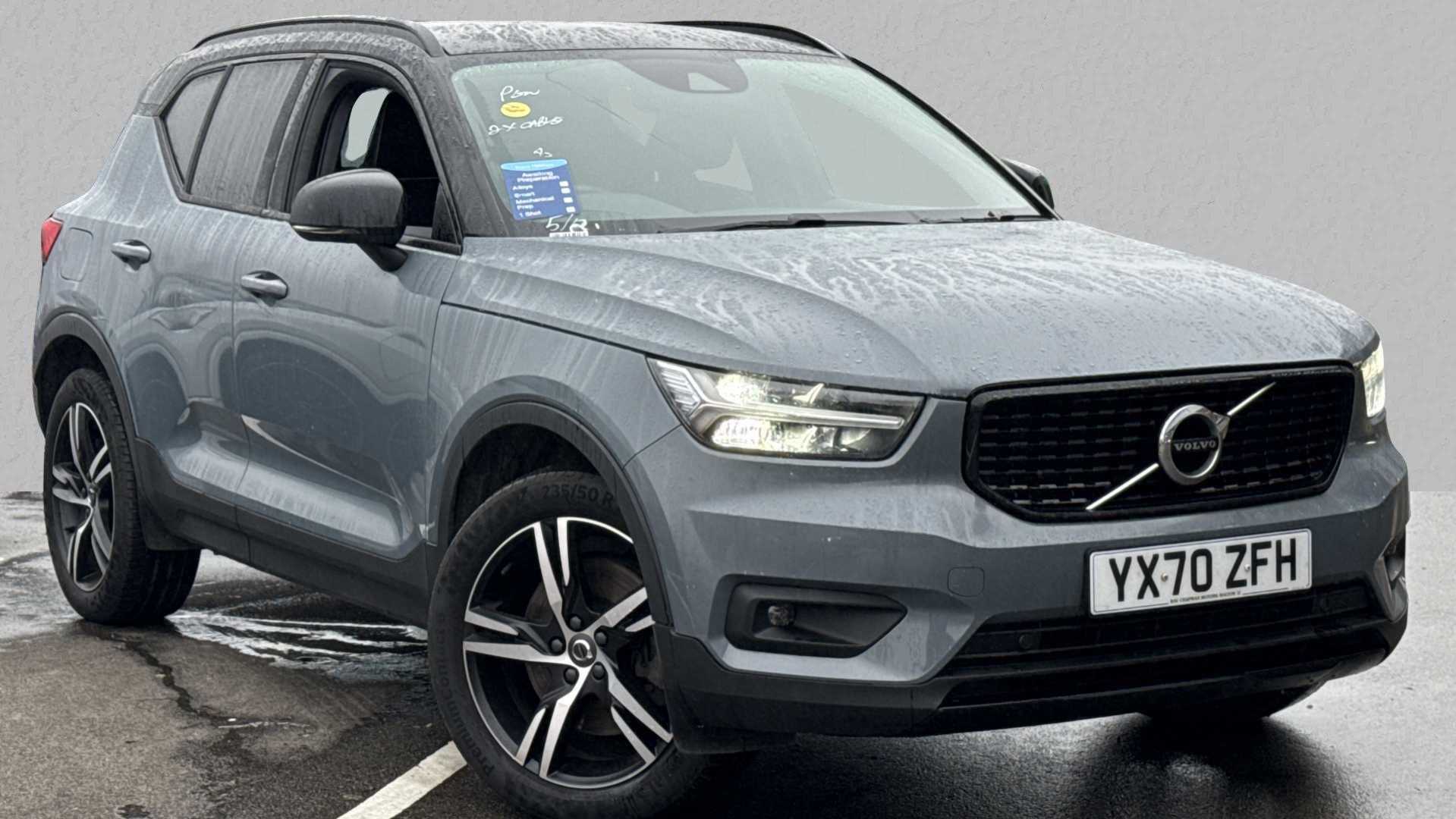 Main listing image - Volvo XC40 Recharge