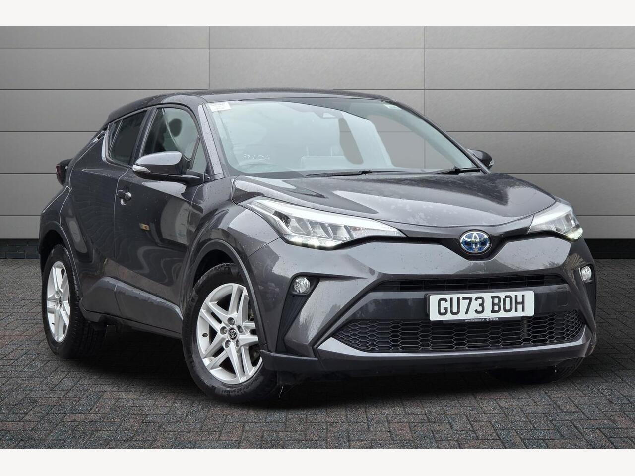 Main listing image - Toyota C-HR
