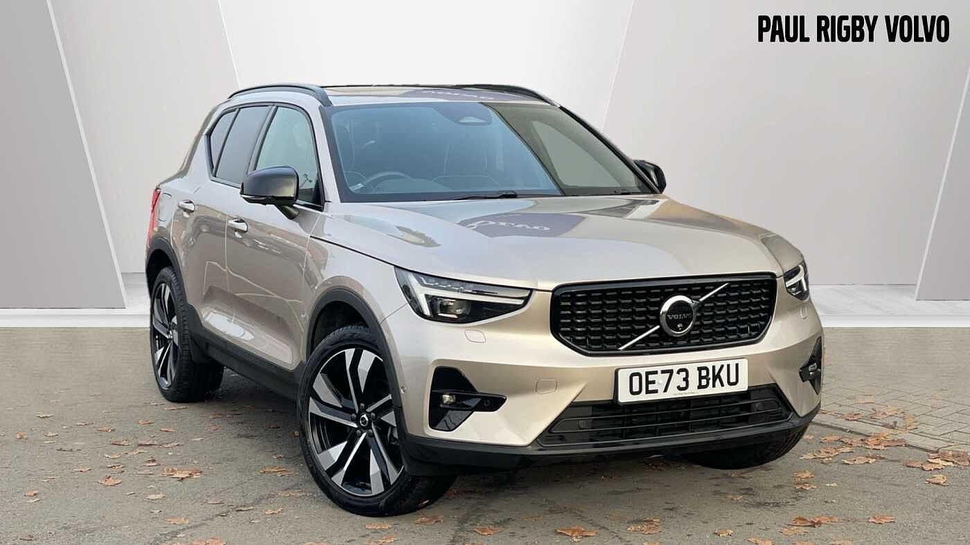 Main listing image - Volvo XC40