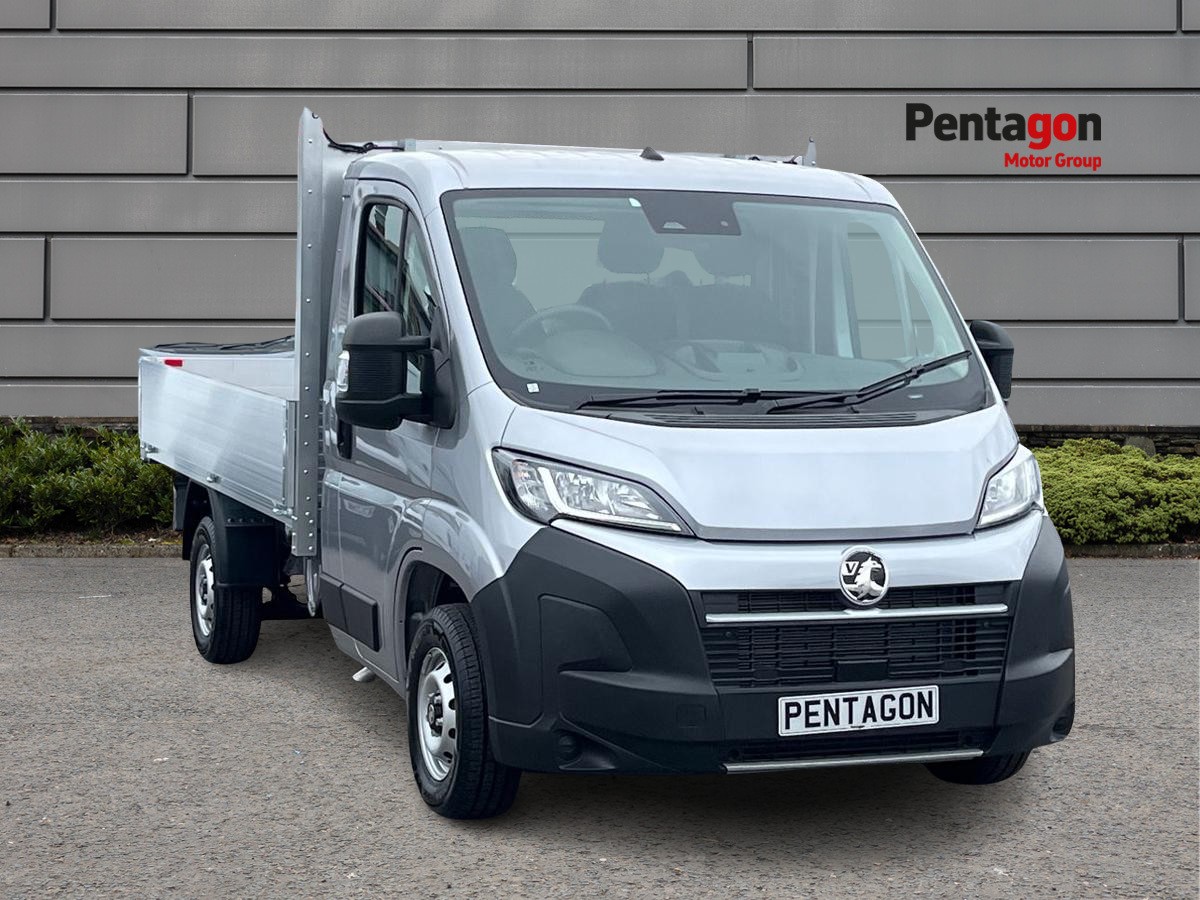 Main listing image - Vauxhall Movano