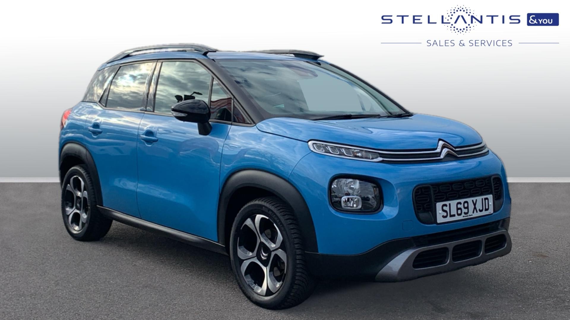 Main listing image - Citroen C3 Aircross