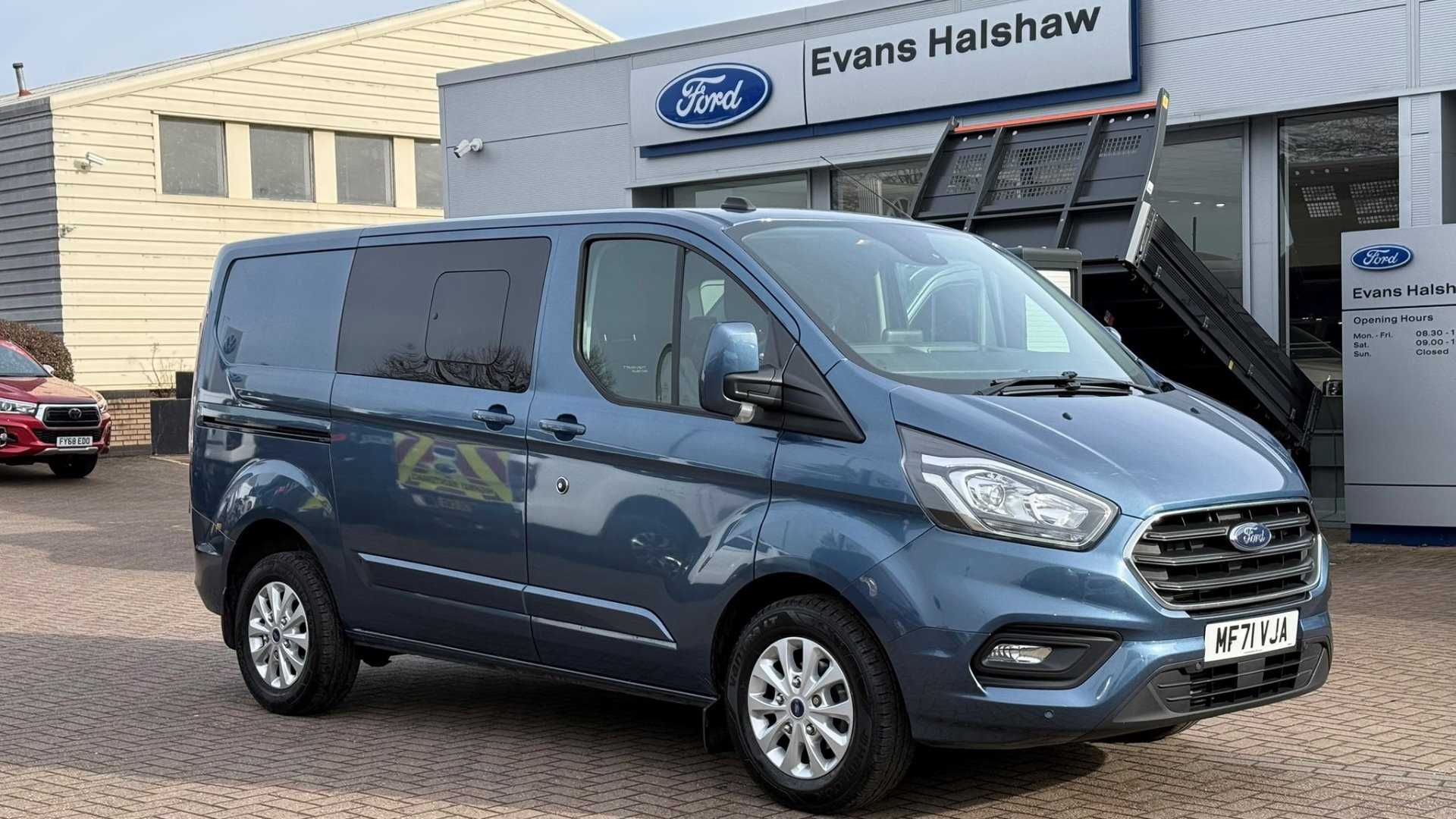 Main listing image - Ford Transit Custom