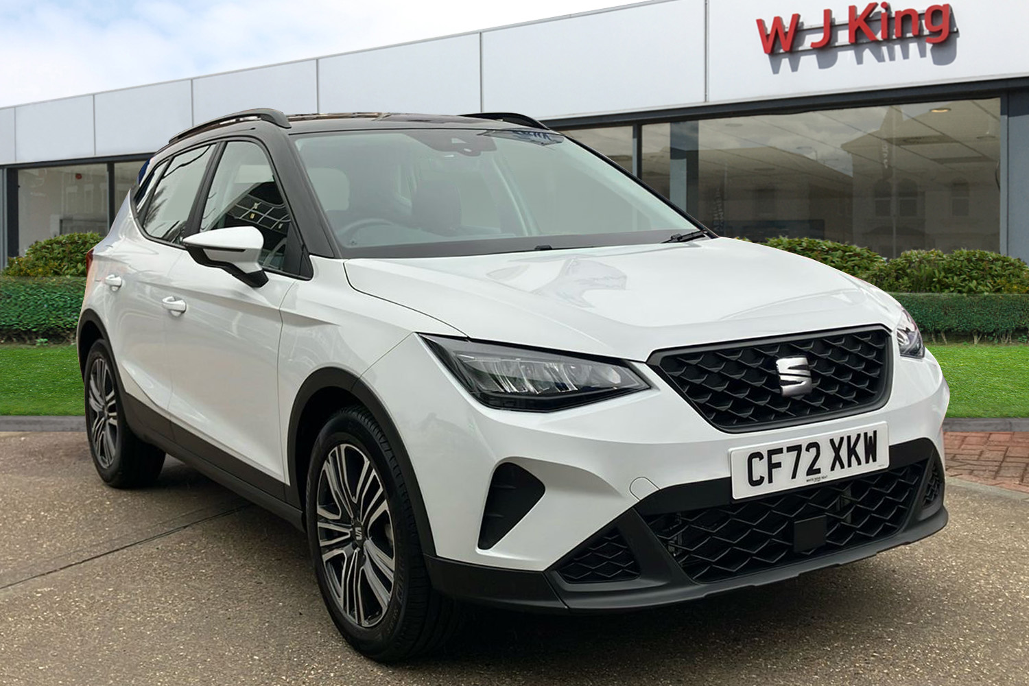 Main listing image - SEAT Arona