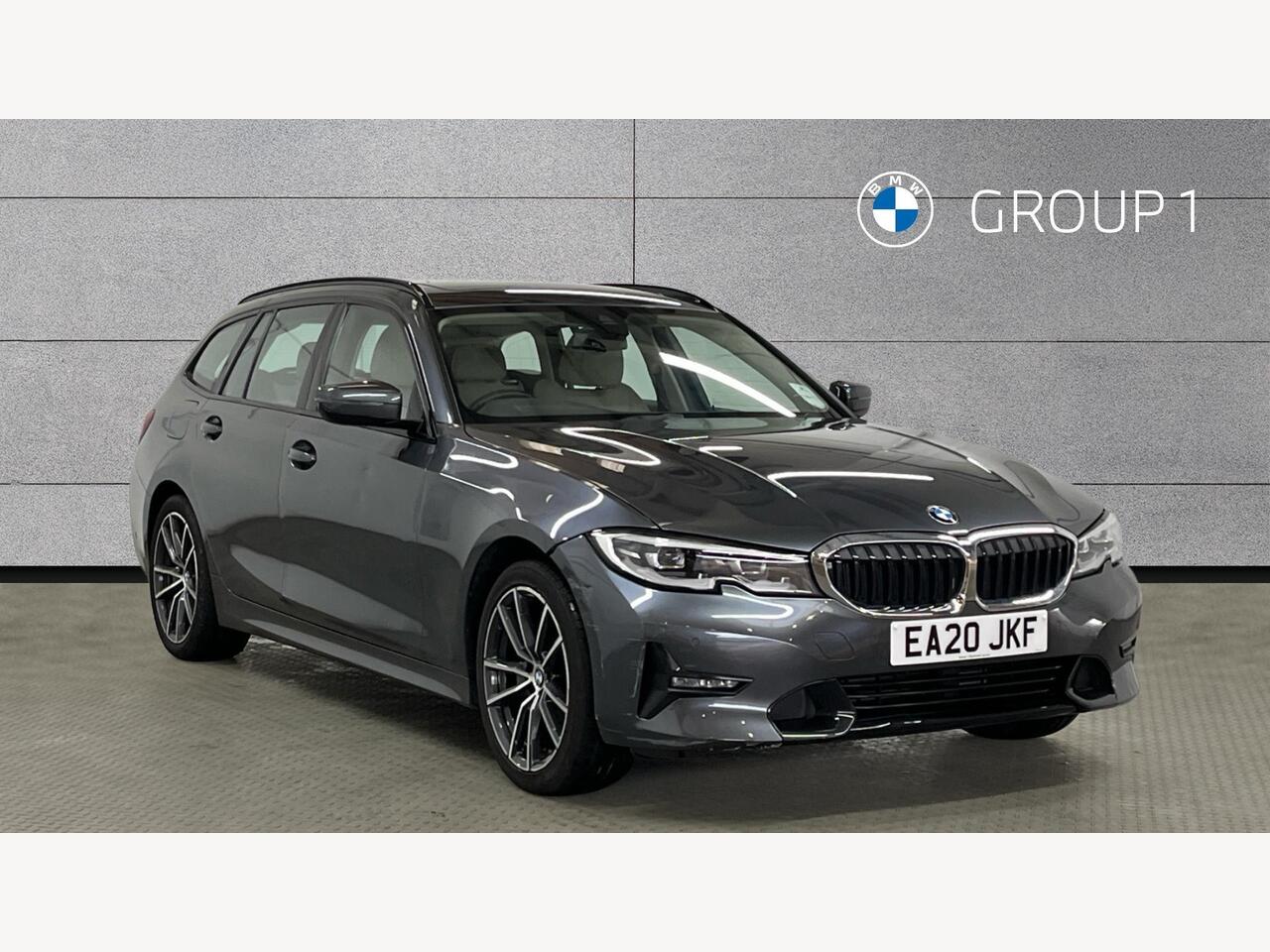 Main listing image - BMW 3 Series Touring
