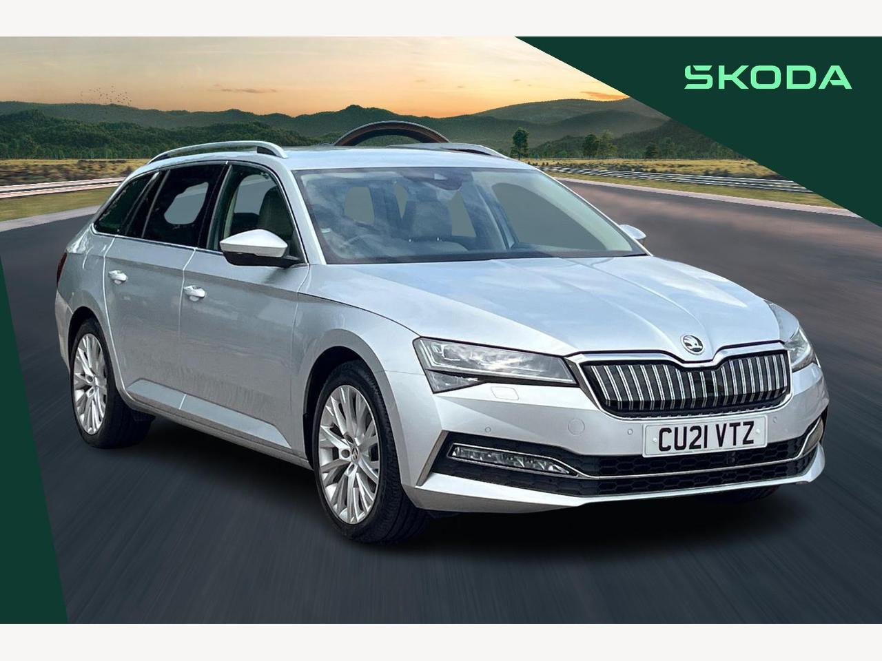 Main listing image - Skoda Superb Estate
