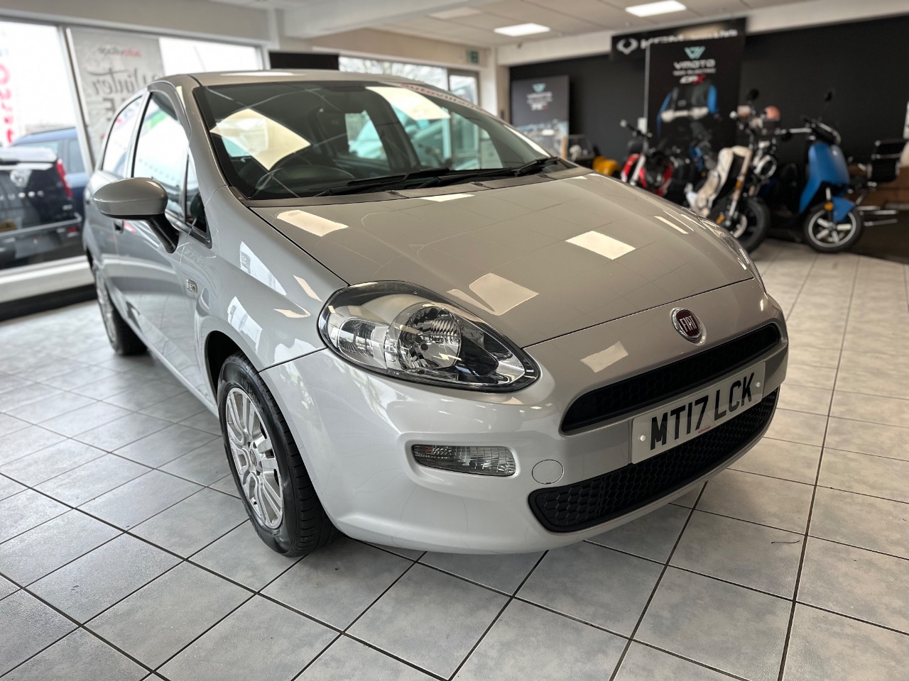 Main listing image - Fiat Punto