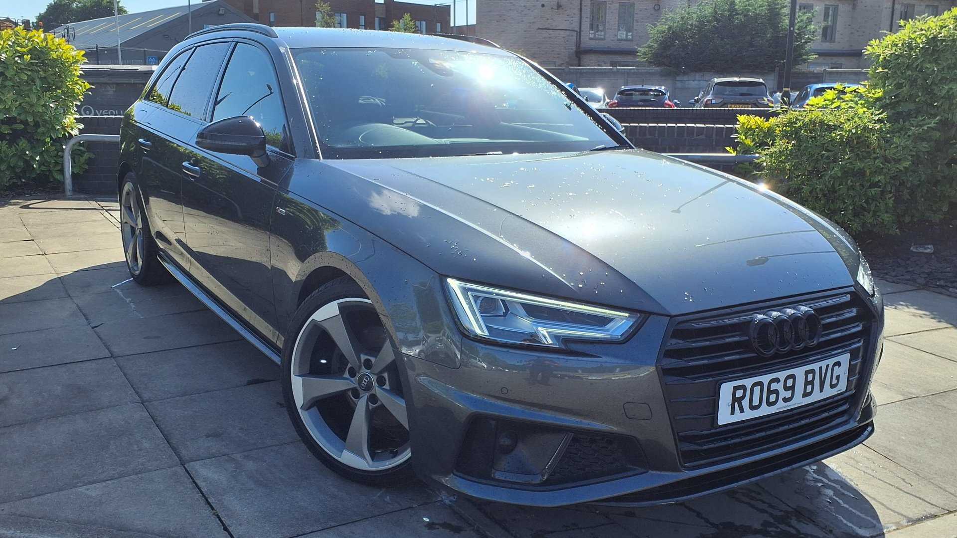 Main listing image - Audi A4 Avant