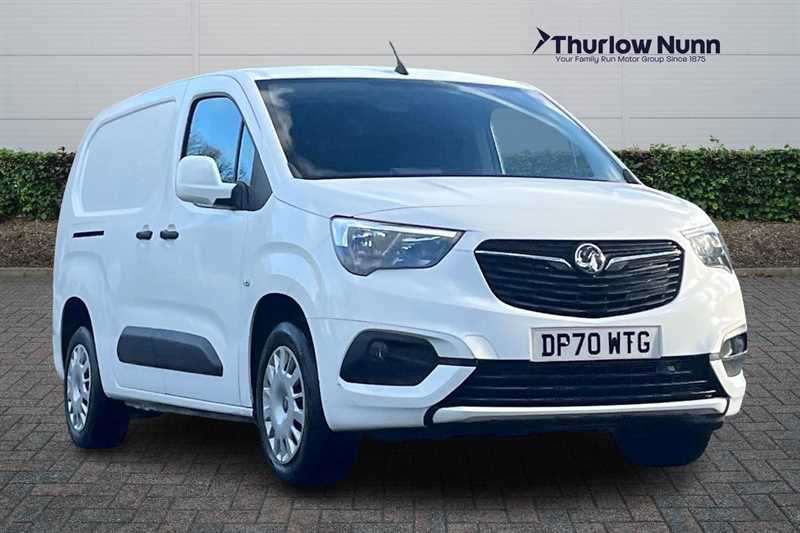 Main listing image - Vauxhall Combo Cargo