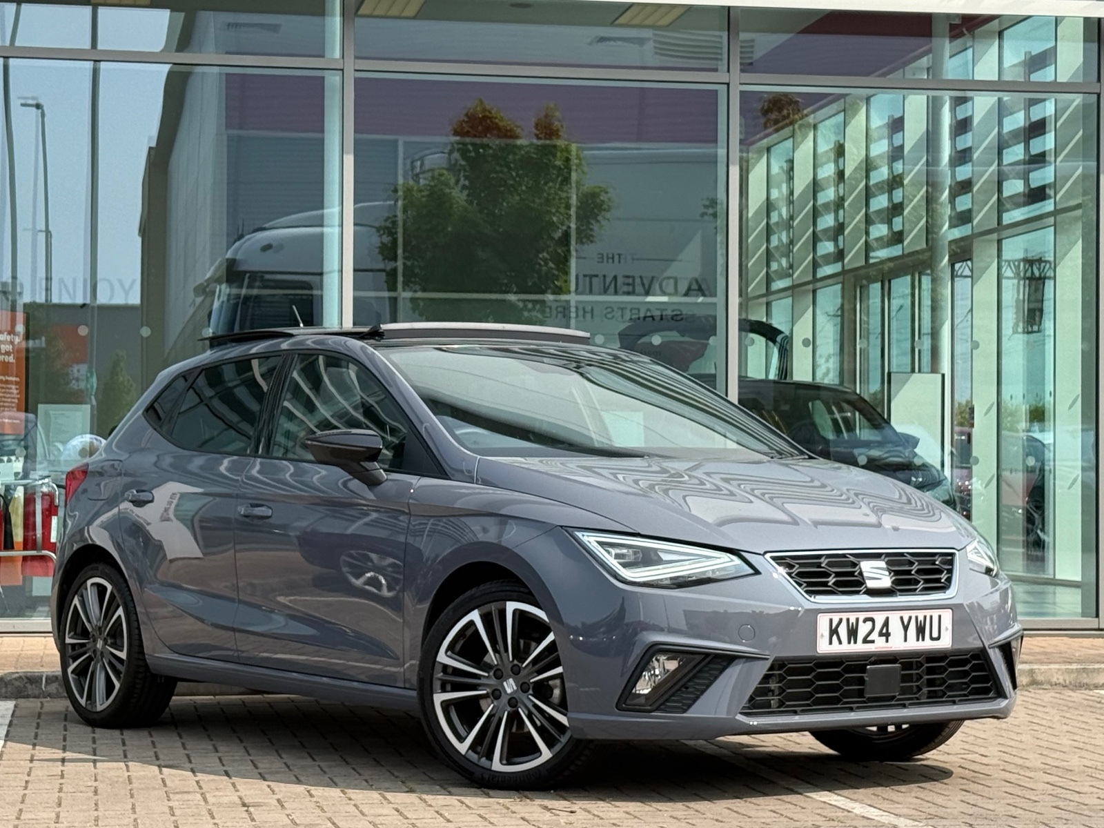 Main listing image - SEAT Ibiza
