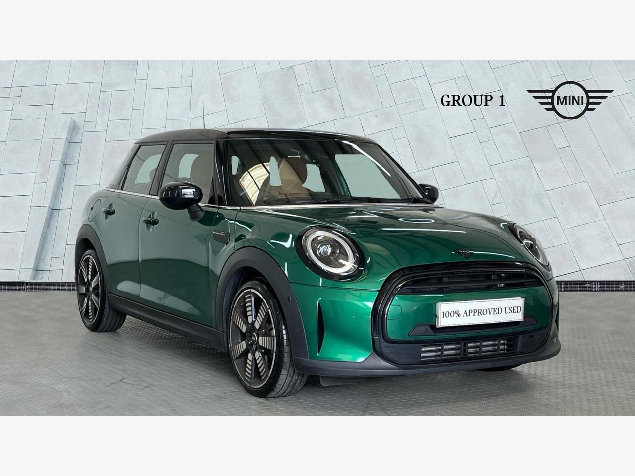 Main listing image - MINI Hatchback 5dr