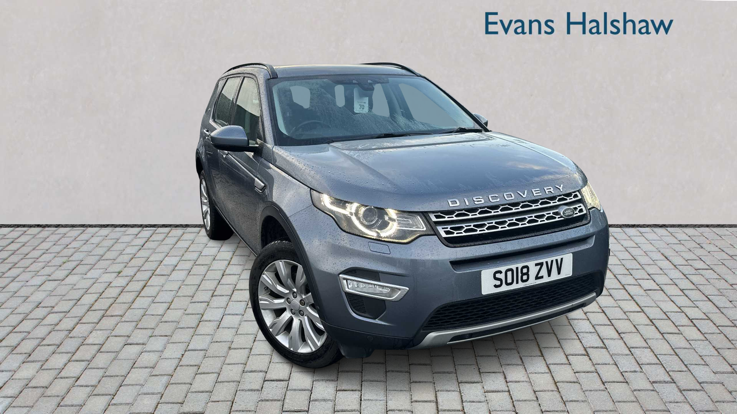Main listing image - Land Rover Discovery Sport