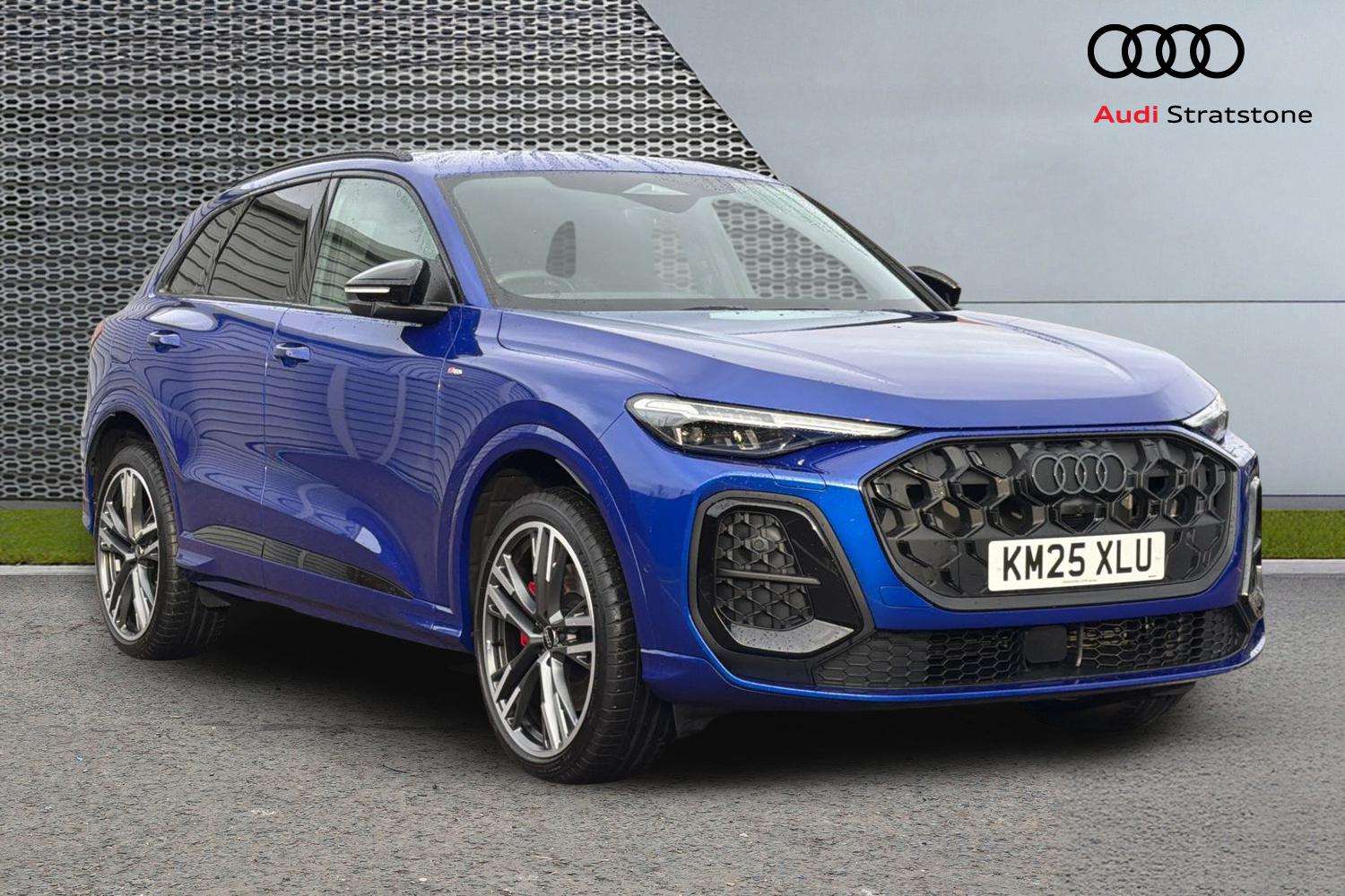 Main listing image - Audi Q5